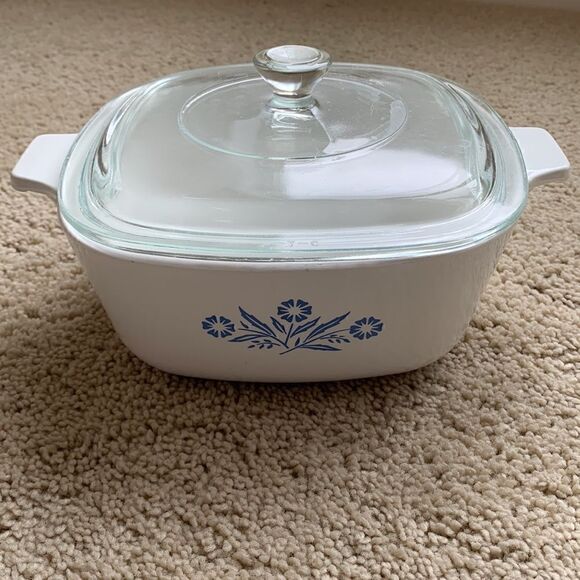 Vintage Corningware Blue Cornflower 1 1/2 Quart P-1 1/2- B pyrex dish & lid - Picture 1 of 6